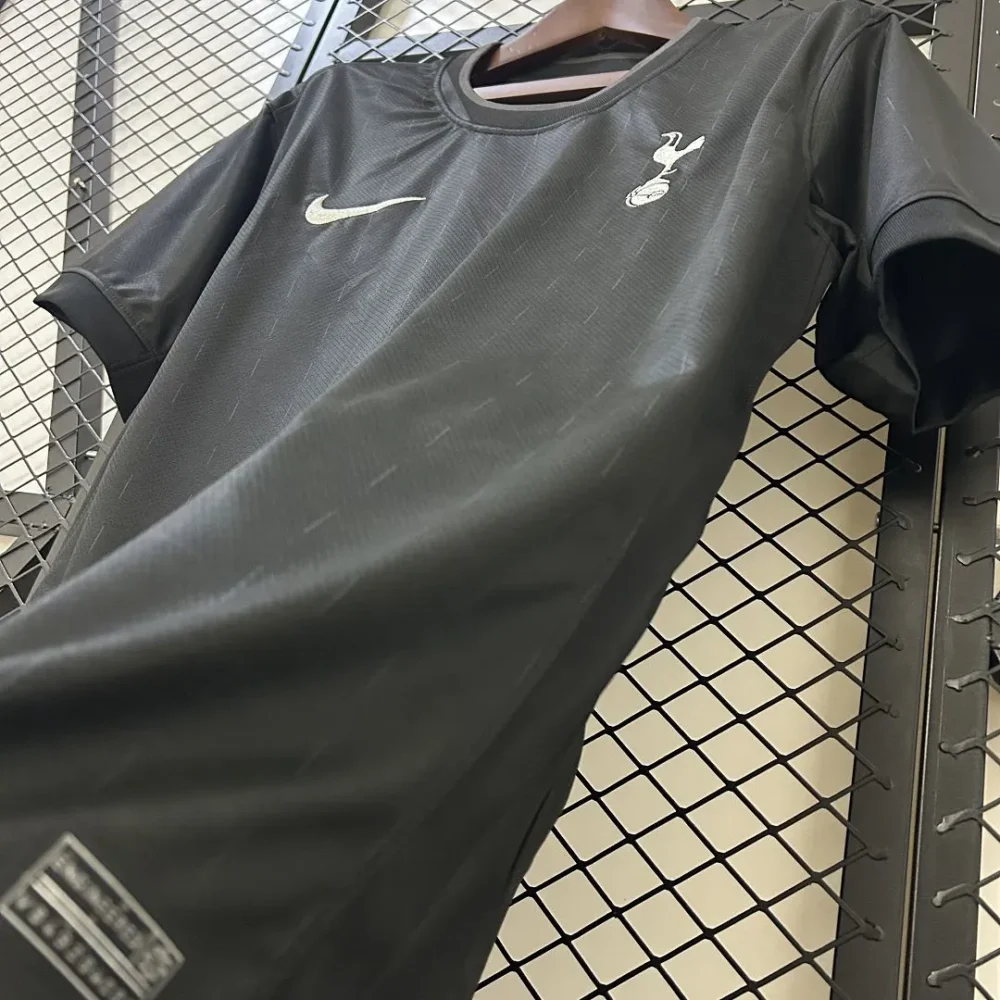 Tottenham Hotspur Football Jersey Away Custom Shirt 2025/26 - Image 4