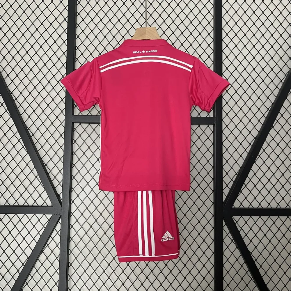 Real Madrid Retro Jersey Away Kids Kit Jersey+Shorts 2014/15 - Image 2