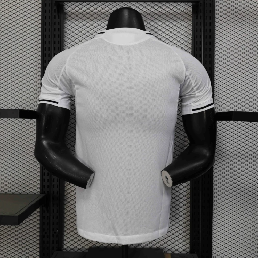 Newcastle United Authentic Football Jersey Home Shirt 2025/26 - Image 2