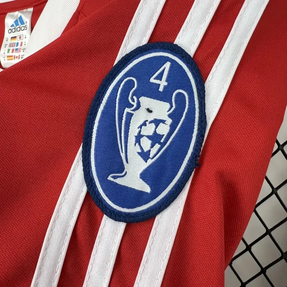 Bayern Munich Retro Jersey Home Champion Soccer Shirt 2001-02 - Image 6