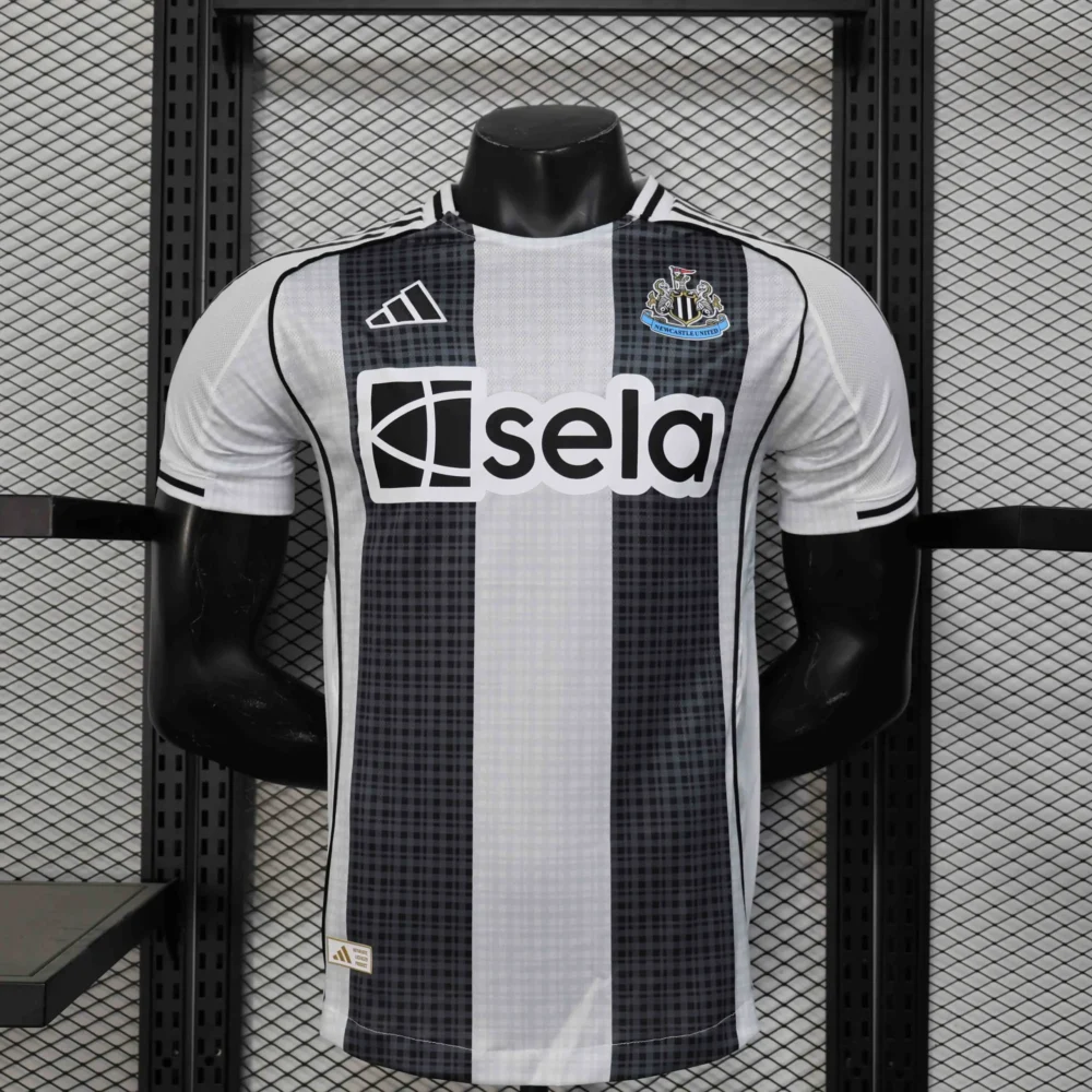 Newcastle United Authentic Football Jersey Home Shirt 2025/26