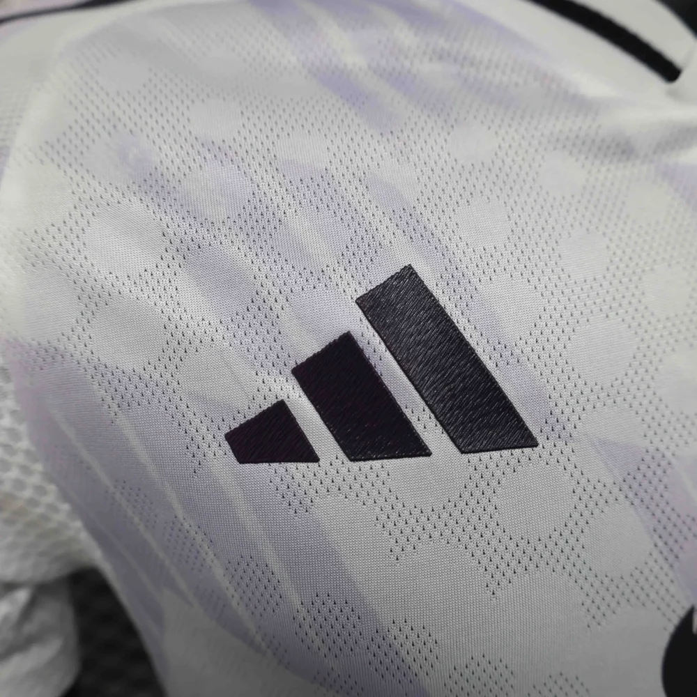 Manchester United Authentic Away Jersey Shirt 2025/26 - Image 4