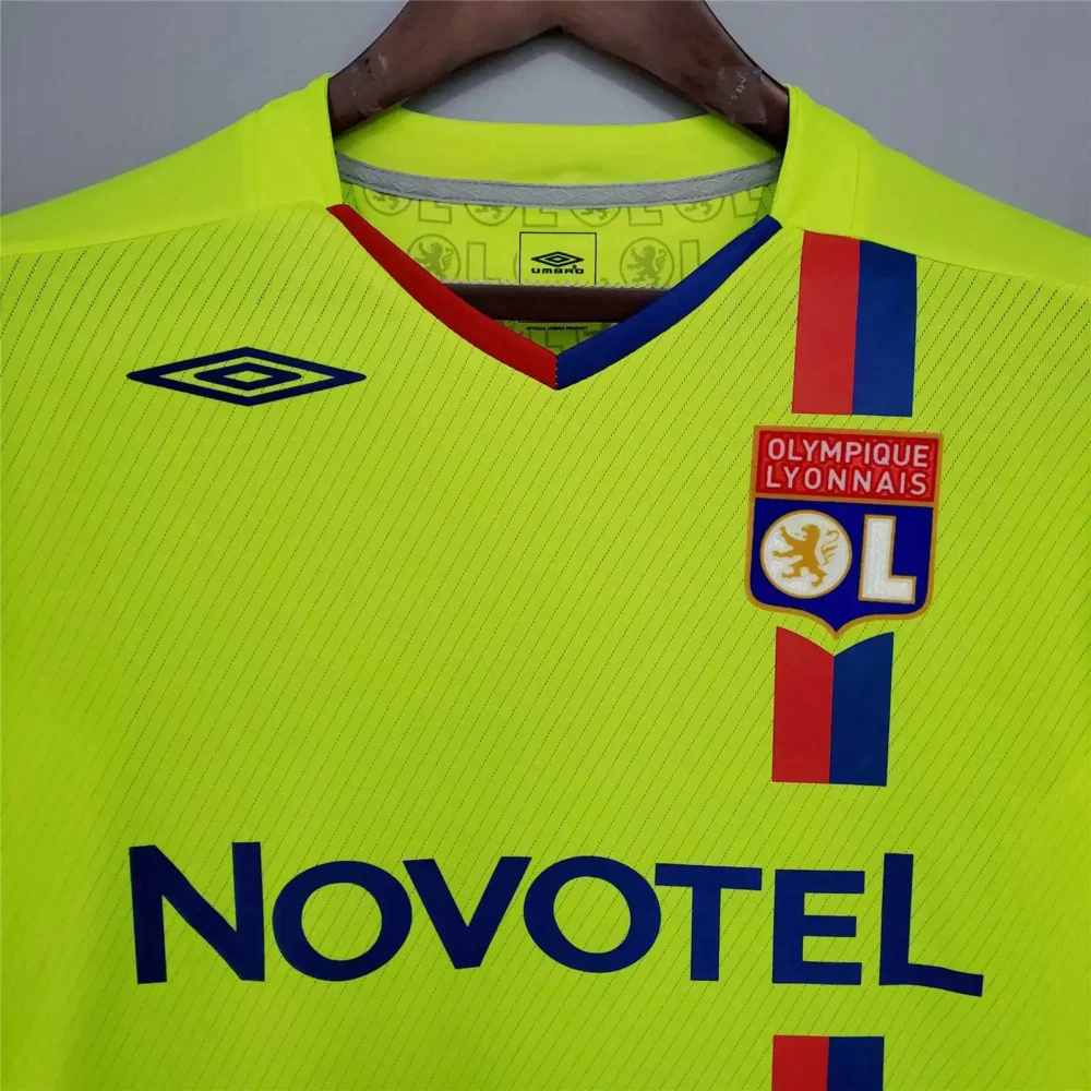 Olympique Lyonnais Retro Football Jersey Third Away Custom Shirt 2008-09 - Image 3